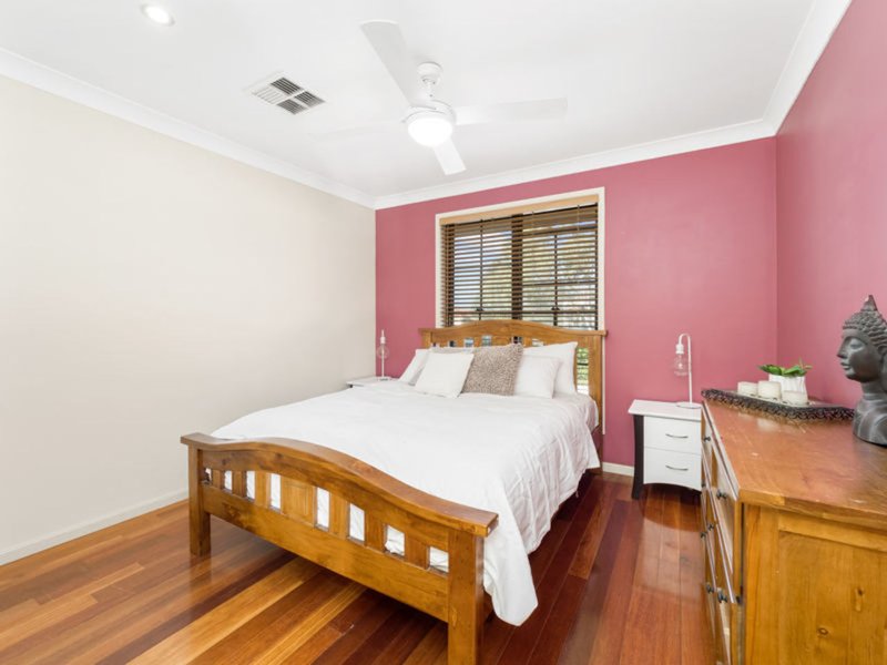 Photo - 4 Huon Close, Stanhope Gardens NSW 2768 - Image 16