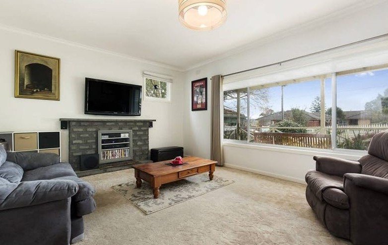 Photo - 4 Hurter Street, Blackburn South VIC 3130 - Image 2