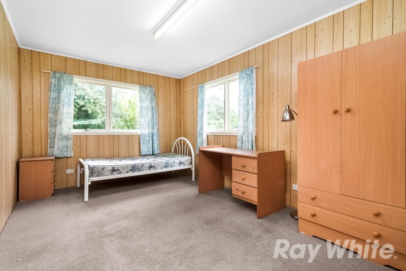 Photo - 4 Ian Grove, Burwood VIC 3125 - Image 6