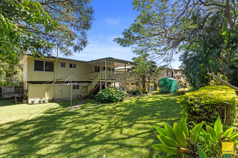 Photo - 4 Ian Street, Thorneside QLD 4158 - Image 12