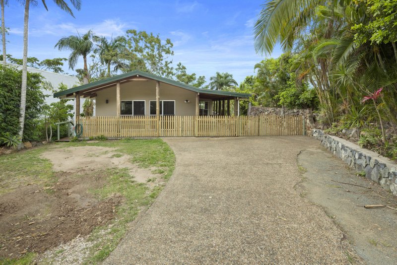 4 Iluka Street, Cannonvale QLD 4802