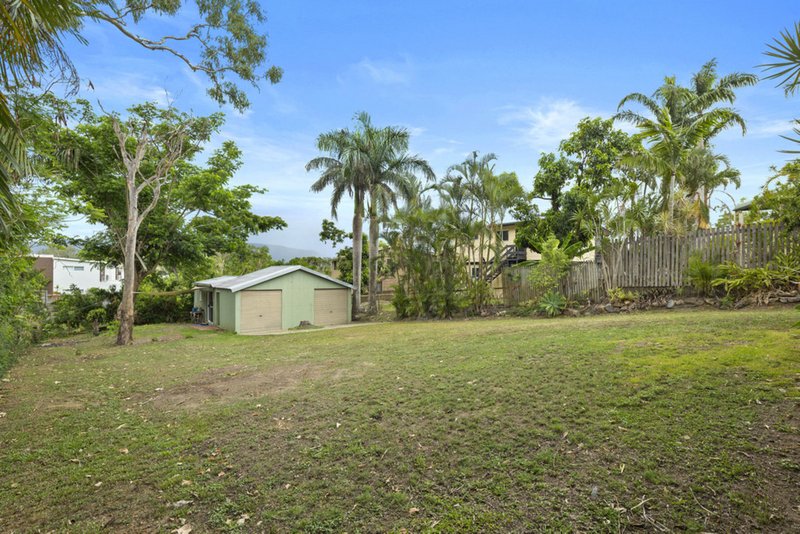 Photo - 4 Iluka Street, Cannonvale QLD 4802 - Image 4