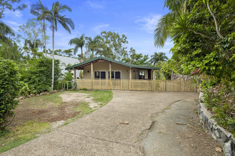 Photo - 4 Iluka Street, Cannonvale QLD 4802 - Image 13