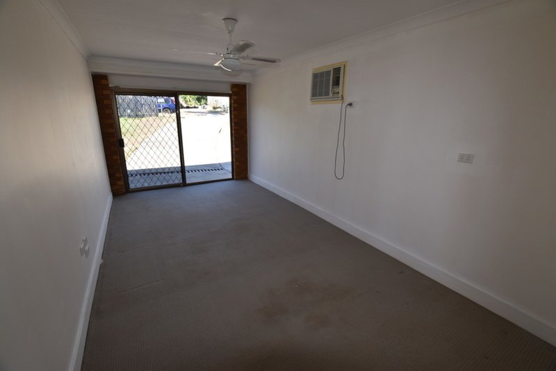 Photo - 4 Ingemar Court, Clinton QLD 4680 - Image 6