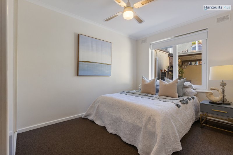 Photo - 4 Ingomar Court, Hallett Cove SA 5158 - Image 22