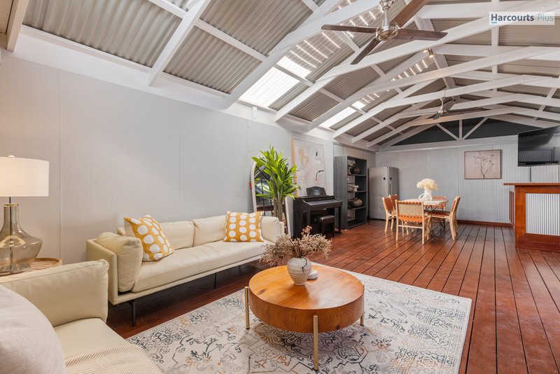 Photo - 4 Ingomar Court, Hallett Cove SA 5158 - Image 28