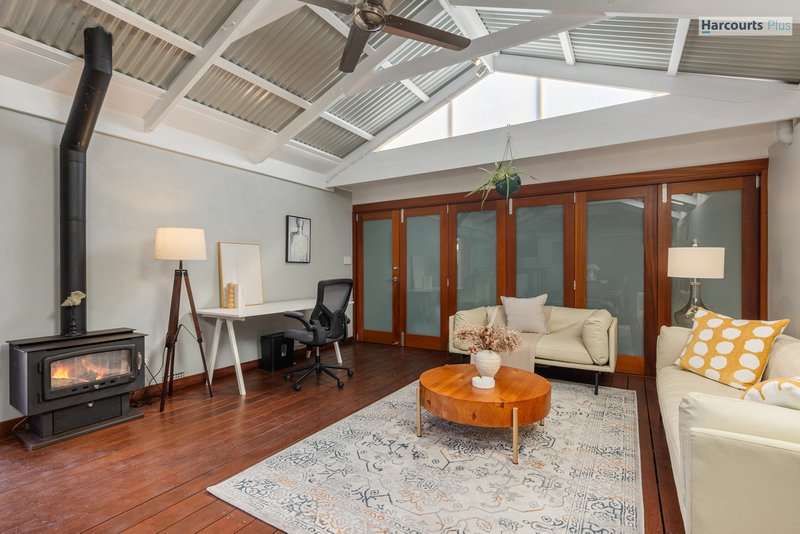 Photo - 4 Ingomar Court, Hallett Cove SA 5158 - Image 29