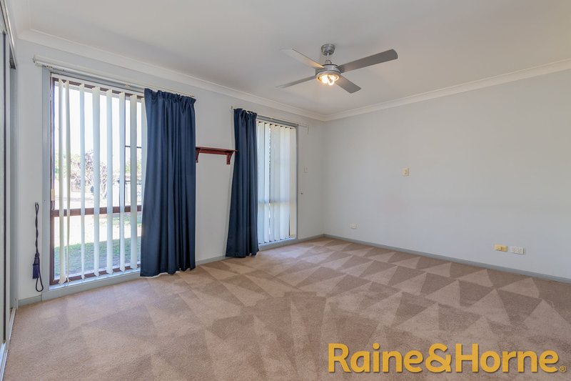 Photo - 4 Ingrid Place, Dubbo NSW 2830 - Image 7