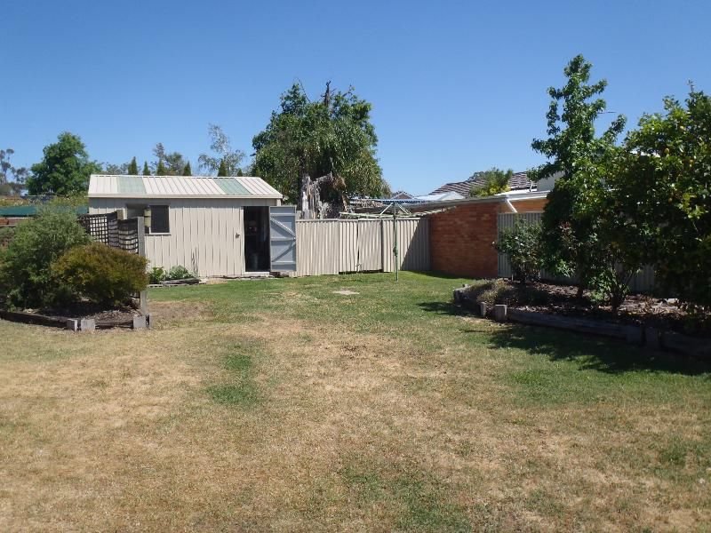 Photo - 4 Inverness Avenue, Kialla VIC 3631 - Image 13