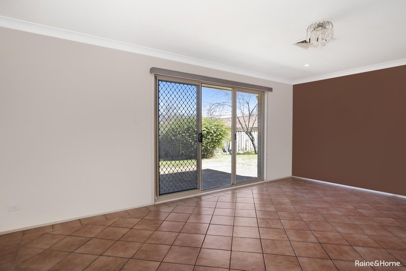 Photo - 4 Inverness Place, Bowral NSW 2576 - Image 5