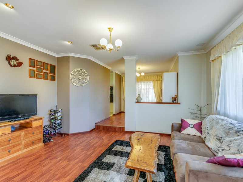 Photo - 4 Irma Close, Huntingdale WA 6110 - Image 3