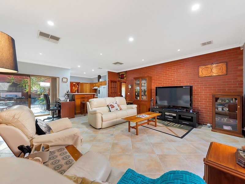 Photo - 4 Ironbark Avenue, Craigmore SA 5114 - Image 10