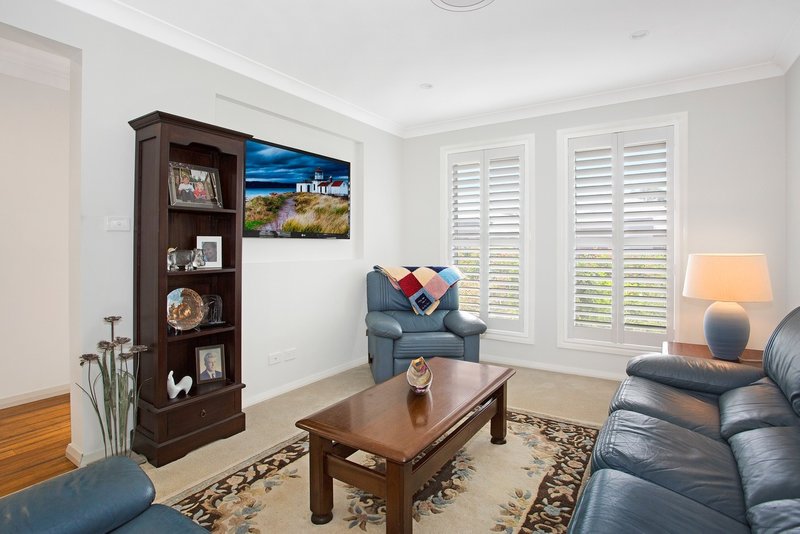 Photo - 4 Irons Road, Kooindah Waters, Wyong NSW 2259 - Image 3