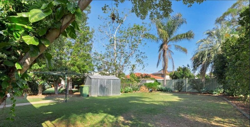 Photo - 4 Irula Street, Bray Park QLD 4500 - Image 9