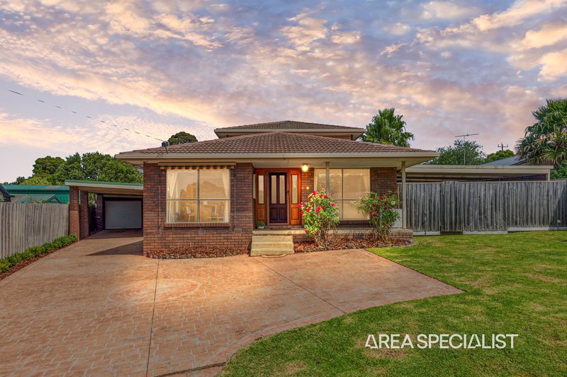 Photo - 4 Irving Road, Pakenham VIC 3810 - Image 2