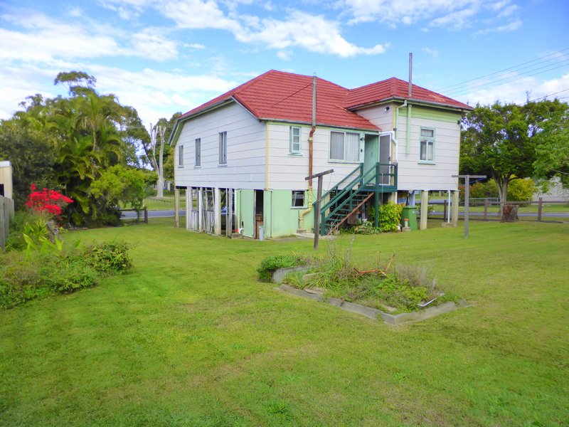 Photo - 4 Isobel St , Clontarf QLD 4019 - Image 19