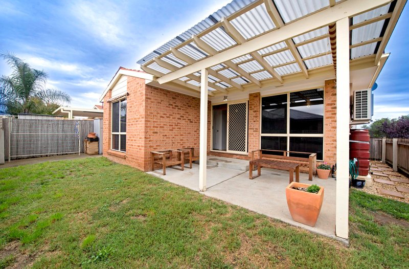 Photo - 4 Iterra Grove, Ngunnawal ACT 2913 - Image 14