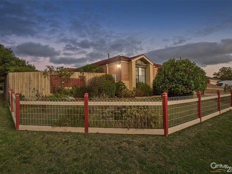 4 Jacobs Court, Pakenham VIC 3810