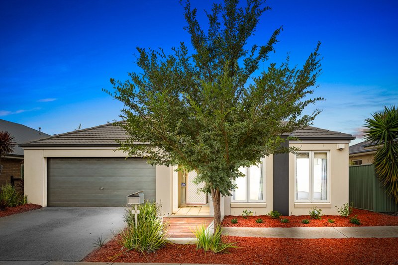 4 Jade Crescent, Wyndham Vale VIC 3024