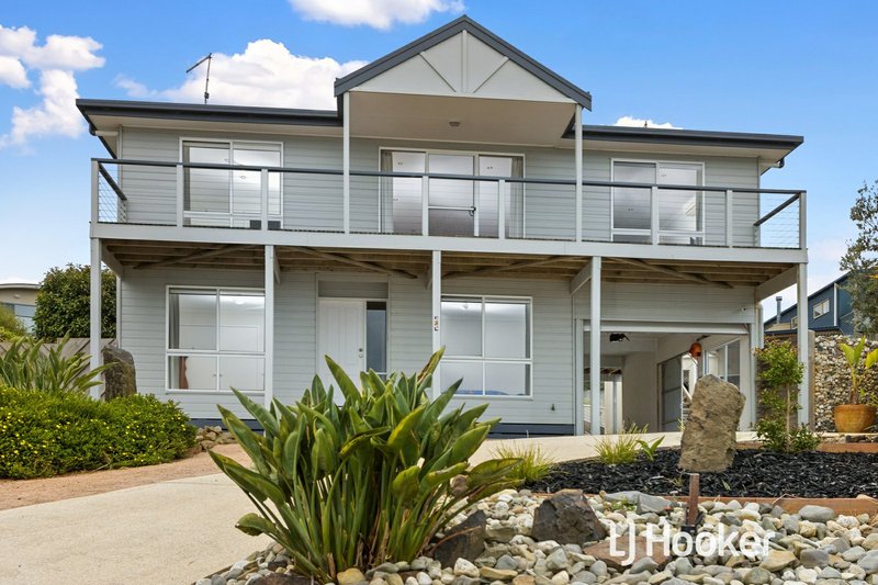 4 Jadestone Court, San Remo VIC 3925