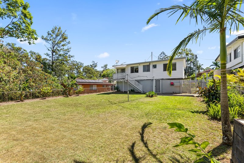 Photo - 4 Jakari Court, Strathpine QLD 4500 - Image 13