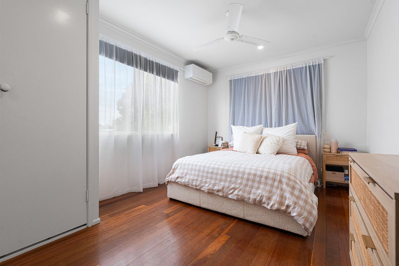 Photo - 4 James Street, Capalaba QLD 4157 - Image 4