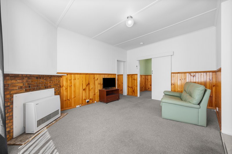 Photo - 4 James Street, Golden Point VIC 3350 - Image 6