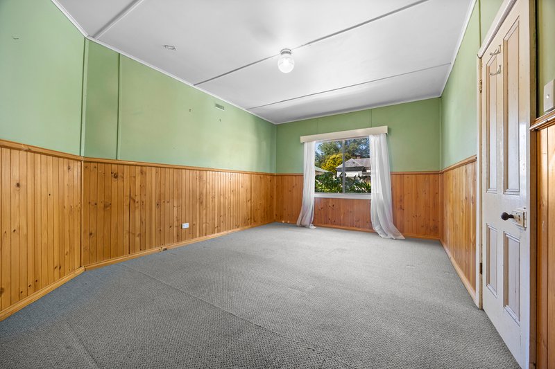 Photo - 4 James Street, Golden Point VIC 3350 - Image 8