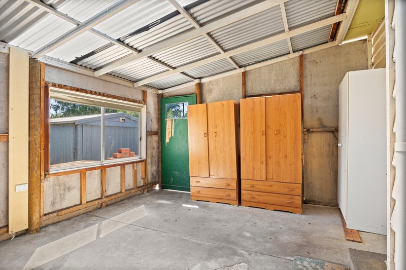 Photo - 4 James Street, Golden Point VIC 3350 - Image 12