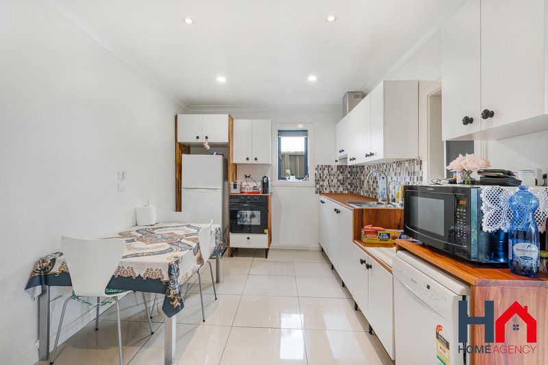 Photo - 4 Jane Street, Smithfield NSW 2164 - Image 13