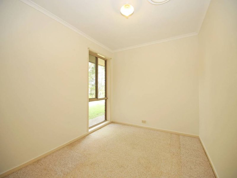 Photo - 4 Janison Court, Deception Bay QLD 4508 - Image 7