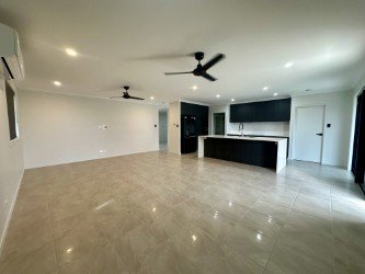Photo - 4 Janmac Place, Richmond QLD 4740 - Image 5