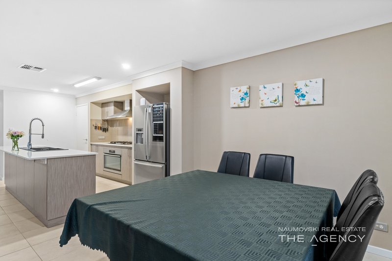 Photo - 4 Jardins Grove, Landsdale WA 6065 - Image 10