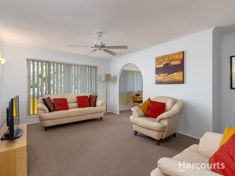 Photo - 4 Jasmine Street, Strathpine QLD 4500 - Image 3