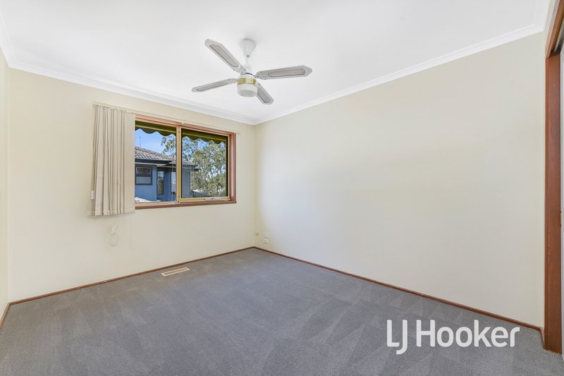 Photo - 4 Jason Place, Hampton Park VIC 3976 - Image 11