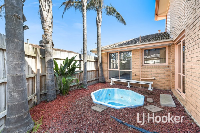 Photo - 4 Jason Place, Hampton Park VIC 3976 - Image 16