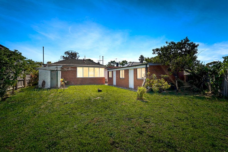 Photo - 4 Jasper Street, Noble Park VIC 3174 - Image 11