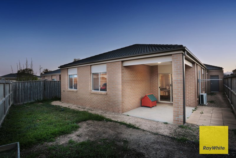 Photo - 4 Jemma Avenue, Point Cook VIC 3030 - Image 11