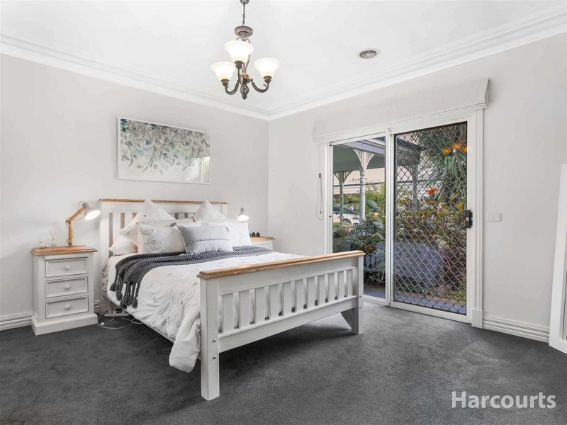 Photo - 4 Jennifer Street, Junction Village VIC 3977 - Image 12