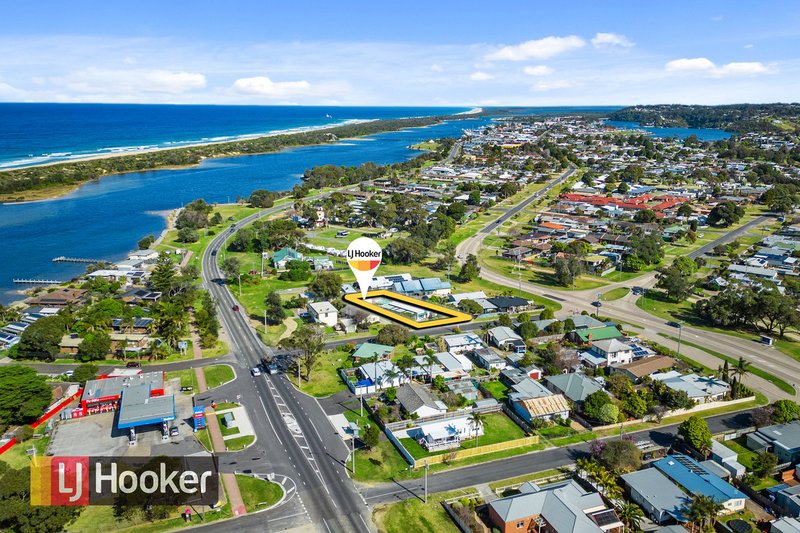 Photo - 4 Jetty Road, Lakes Entrance VIC 3909 - Image 2