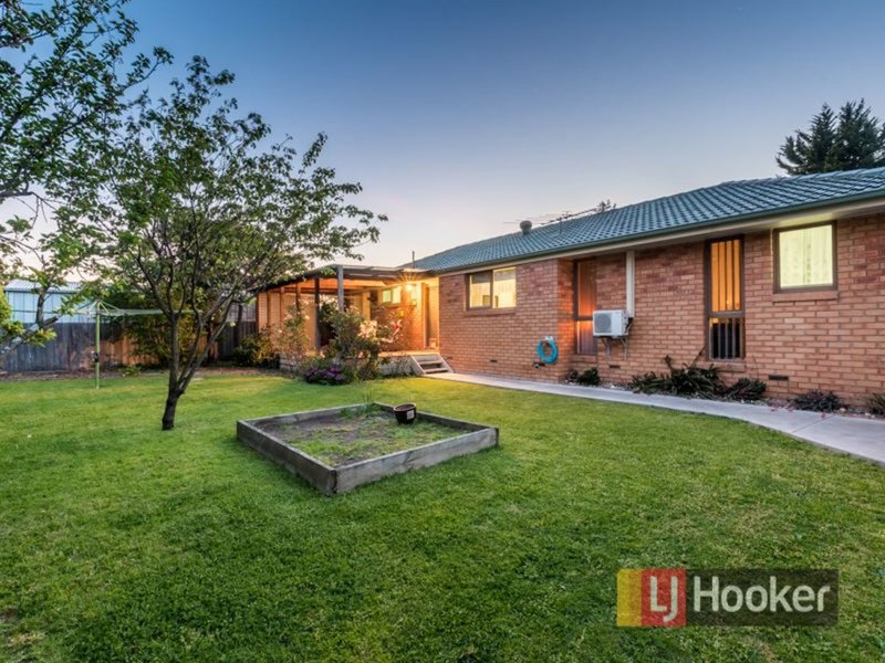 Photo - 4 Joel Way, Hampton Park VIC 3976 - Image 16