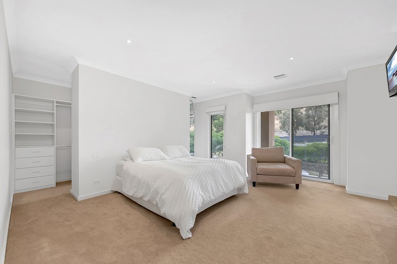 Photo - 4 Joeys Run, South Morang VIC 3752 - Image 12