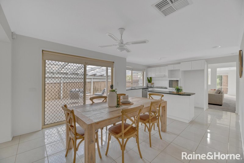 Photo - 4 Jonson Avenue, Melton West VIC 3337 - Image 10