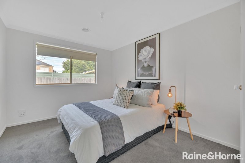 Photo - 4 Jonson Avenue, Melton West VIC 3337 - Image 14