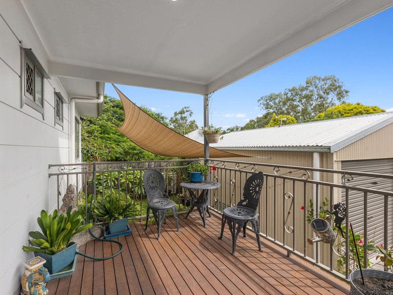 Photo - 4 Jordan Street, Ebbw Vale QLD 4304 - Image 2