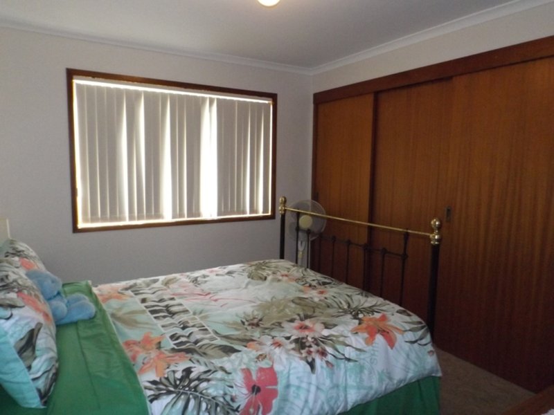 Photo - 4 Joseph Street, Batehaven NSW 2536 - Image 7