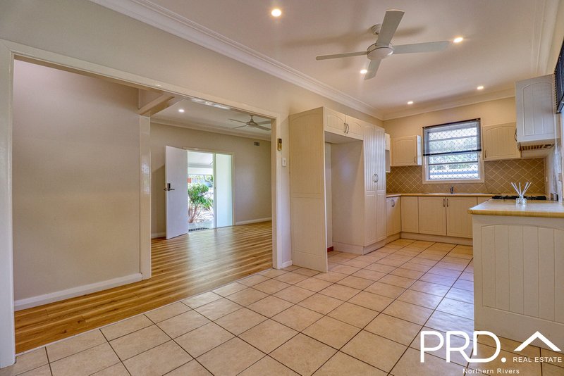 Photo - 4 Jubilee Avenue, Goonellabah NSW 2480 - Image 4