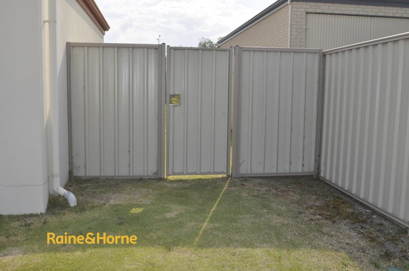 Photo - 4 Jupiter Drive, Australind WA 6233 - Image 17