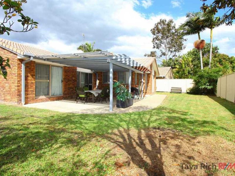 Photo - 4 Jura Pde , Merrimac QLD 4226 - Image 6