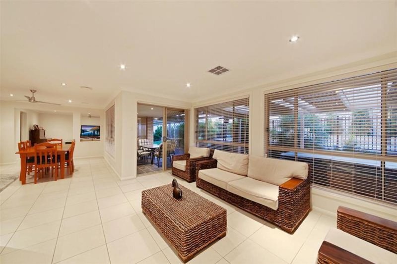 Photo - 4 Justis Drive, Harrington Park NSW 2567 - Image 3